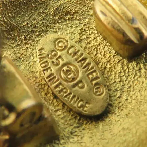 Chanel Cc Logo Clip-On Earrings Gold- #250193C51B - Picture 8 of 8